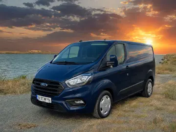 CAMPERVAN - Ford Transit Custom Hybrid Plugin