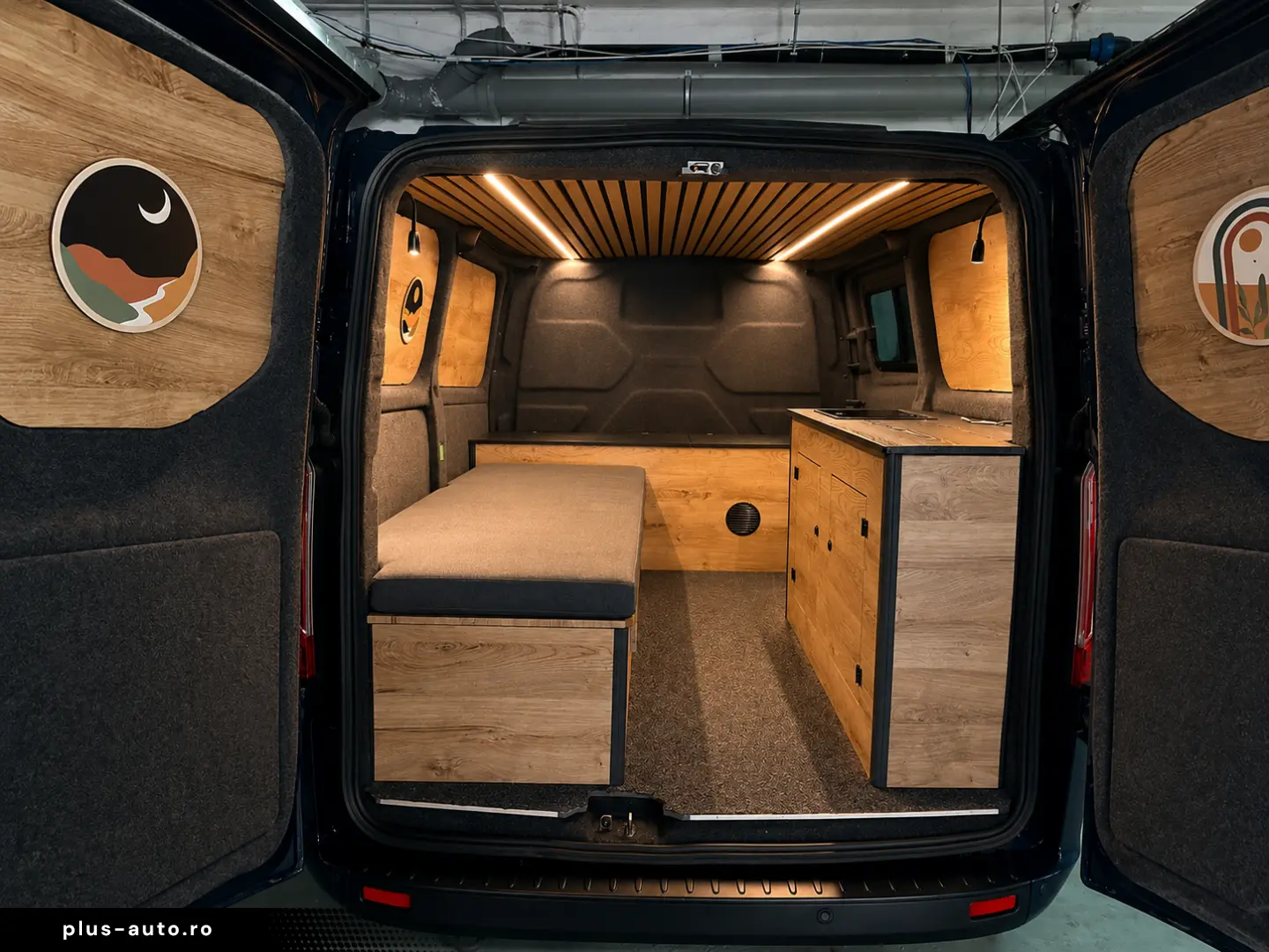 CAMPERVAN - Ford Transit Custom Hybrid Plugin