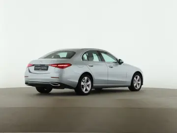 Mercedes-Benz C 300 e Avantgarde AHK Kamera LED