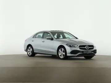 Mercedes-Benz C 300 e Avantgarde AHK Kamera LED