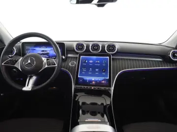 Mercedes-Benz C 300 e Avantgarde AHK Kamera LED