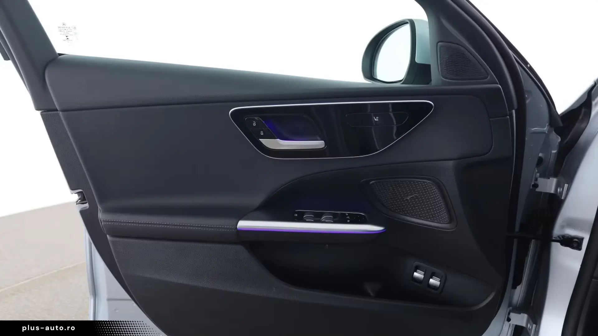 Mercedes-Benz C 300 e Avantgarde AHK Kamera LED