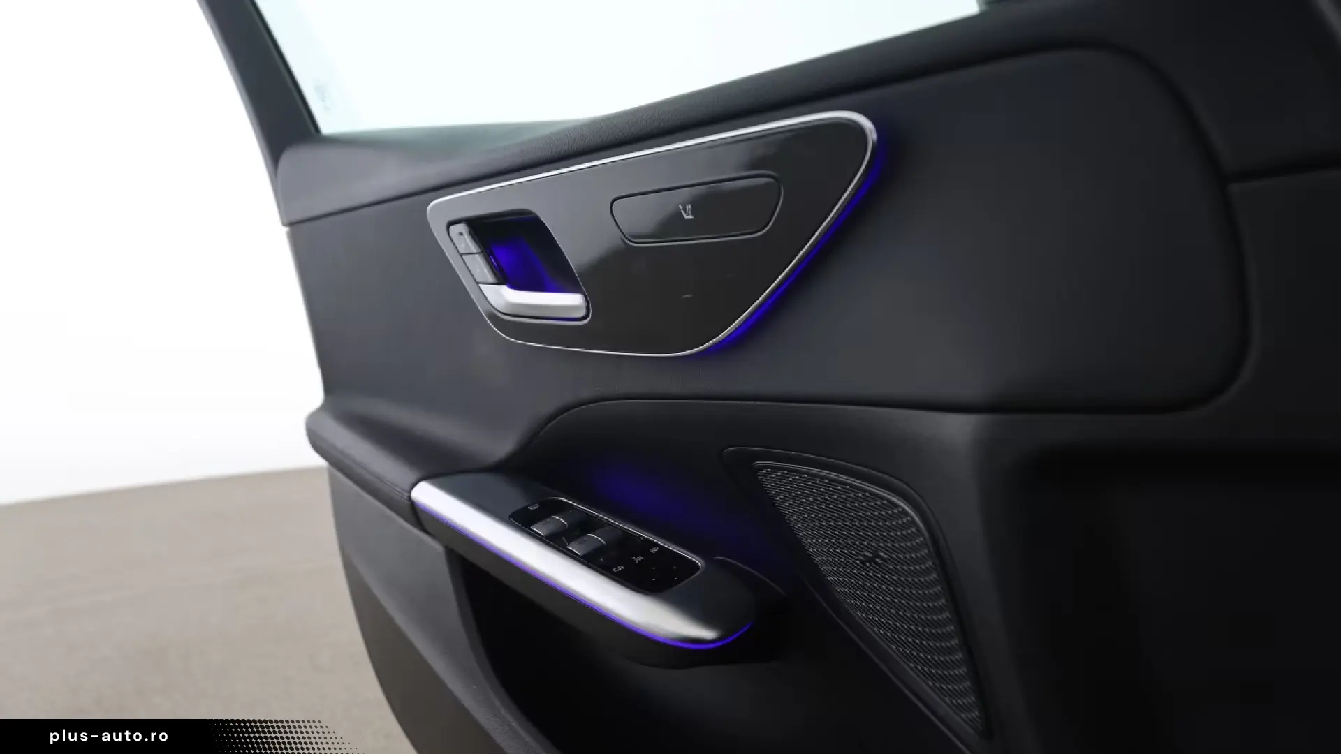 Mercedes-Benz C 300 e Avantgarde AHK Kamera LED