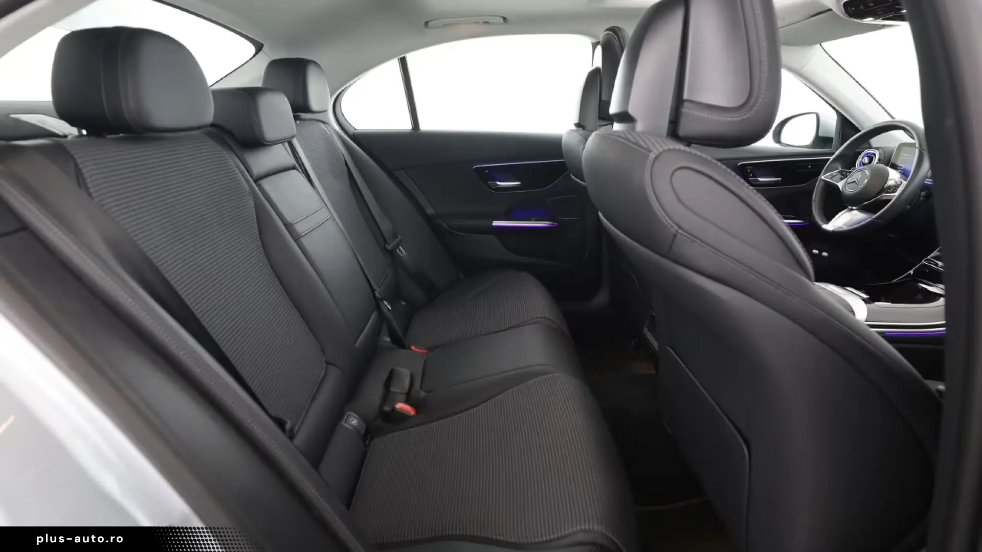 Mercedes-Benz C 300 e Avantgarde AHK Kamera LED
