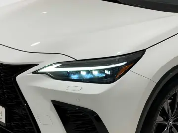 LEXUS NX 350h F SPORT MARK LEVINSON 360 -KAMERA
