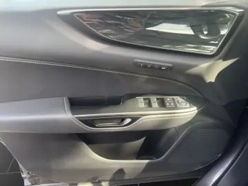 LEXUS NX 450h   Executive Line E-Four Interieur Techno