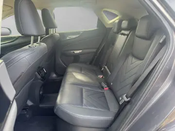 LEXUS NX 450h   Executive Line E-Four Interieur Techno
