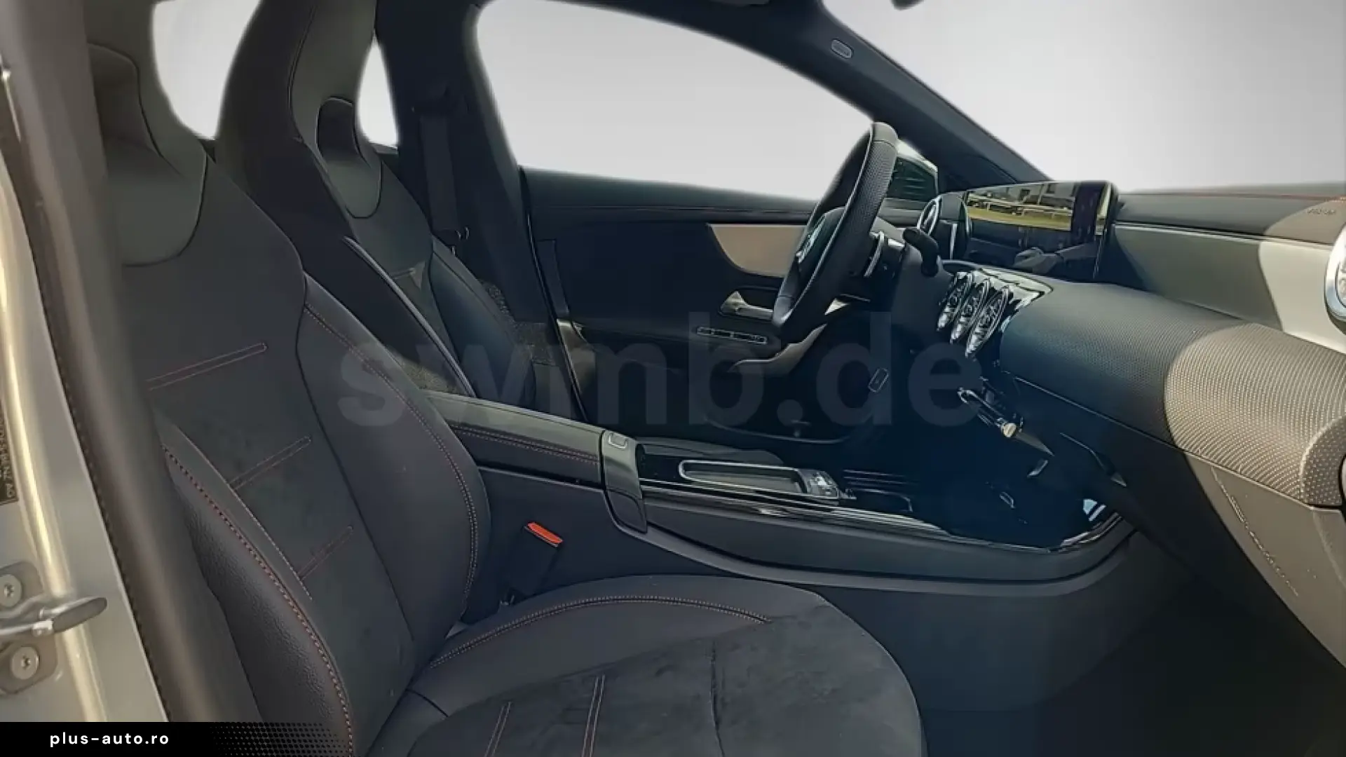 Mercedes-Benz CLA 200d AMG MULTIBEAM KeylessGO WinterPack