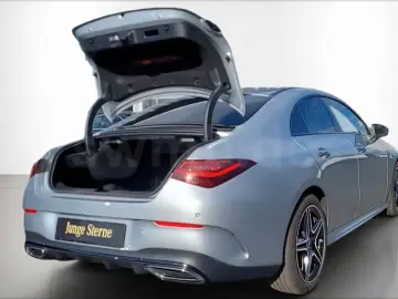 Mercedes-Benz CLA 200d AMG MULTIBEAM KeylessGO WinterPack