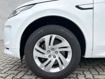 LAND ROVER Discovery Sport P300e R-Dyn.S Plug-in Hybrid 18