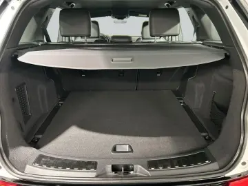 LAND ROVER Discovery Sport D165 R-Dynamic SE