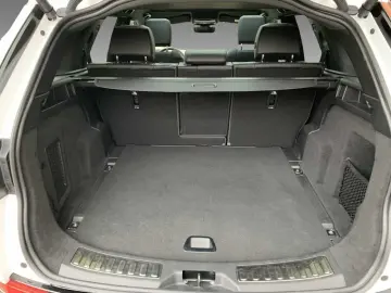 LAND ROVER Discovery Sport D200  R-Dynamic SE  WINTERPAKET