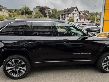 JEEP Grand Cherokee Overland Plug-In-Hybrid 4xe