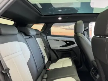 LAND ROVER Range Rover Evoque D200 R-Dynamic SE Panorama