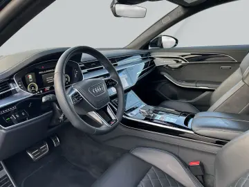 AUDI A8 60 TFSI e quattro S-line MATRIX HUD PANO B&O