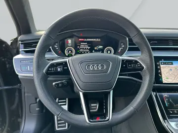 AUDI A8 60 TFSI e quattro S-line MATRIX HUD PANO B&O