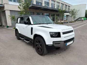 LAND ROVER Defender 110 X-Dynamic HSE