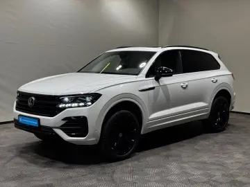 VW Touareg R-Line Black Style   MATRIX PANO LUFT