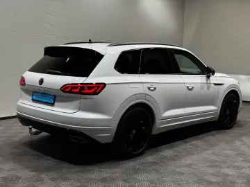VW Touareg R-Line Black Style   MATRIX PANO LUFT