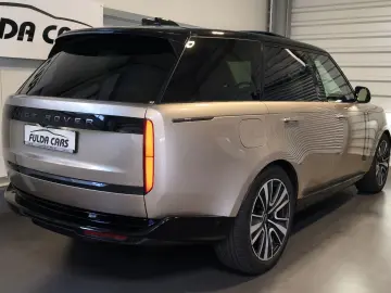 LAND ROVER RANGE ROVER AUTOBIOGRAPHY HYBRID AHK 7-SITZE 22