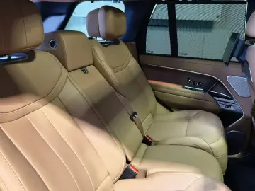 LAND ROVER RANGE ROVER AUTOBIOGRAPHY HYBRID AHK 7-SITZE 22