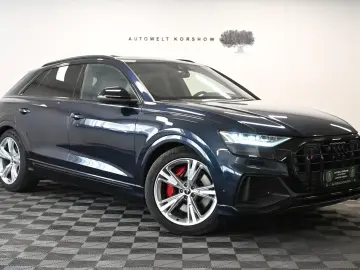 AUDI SQ8 4.0 TFSI Quattro  MATRIX PANO AHK 360 KAM