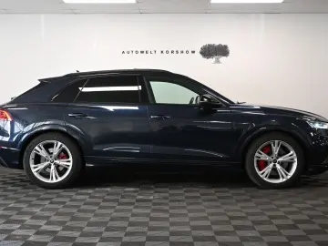 AUDI SQ8 4.0 TFSI Quattro  MATRIX PANO AHK 360 KAM