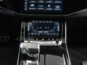 AUDI SQ8 4.0 TFSI Quattro  MATRIX PANO AHK 360 KAM