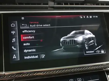 AUDI SQ8 4.0 TFSI Quattro  MATRIX PANO AHK 360 KAM