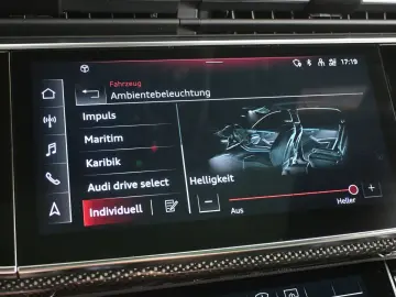 AUDI SQ8 4.0 TFSI Quattro  MATRIX PANO AHK 360 KAM