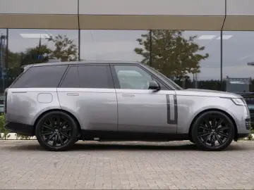 LAND ROVER Range Rover P550e Autobiography PDC AHK LED PANO