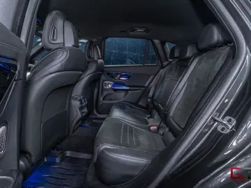 MERCEDES-BENZ GLC 300 e 4MATIC AMG Burmester ACC