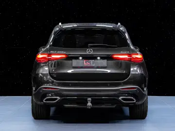 MERCEDES-BENZ GLC 300 e 4MATIC AMG Burmester ACC