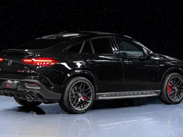 MERCEDES-BENZ GLE 53 AMG HYBRID Coupé 22  Massage