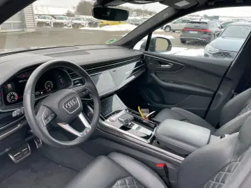 AUDI SQ7 4.0 TFSI q. Tiptr.  HD Matrix Laser  7 Sitze