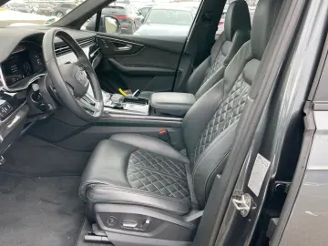 AUDI SQ7 4.0 TFSI q. Tiptr.  HD Matrix Laser  7 Sitze