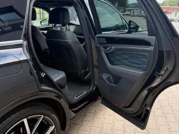 VW Touareg 3.0 TDI 210 kW 4Motion R-Line