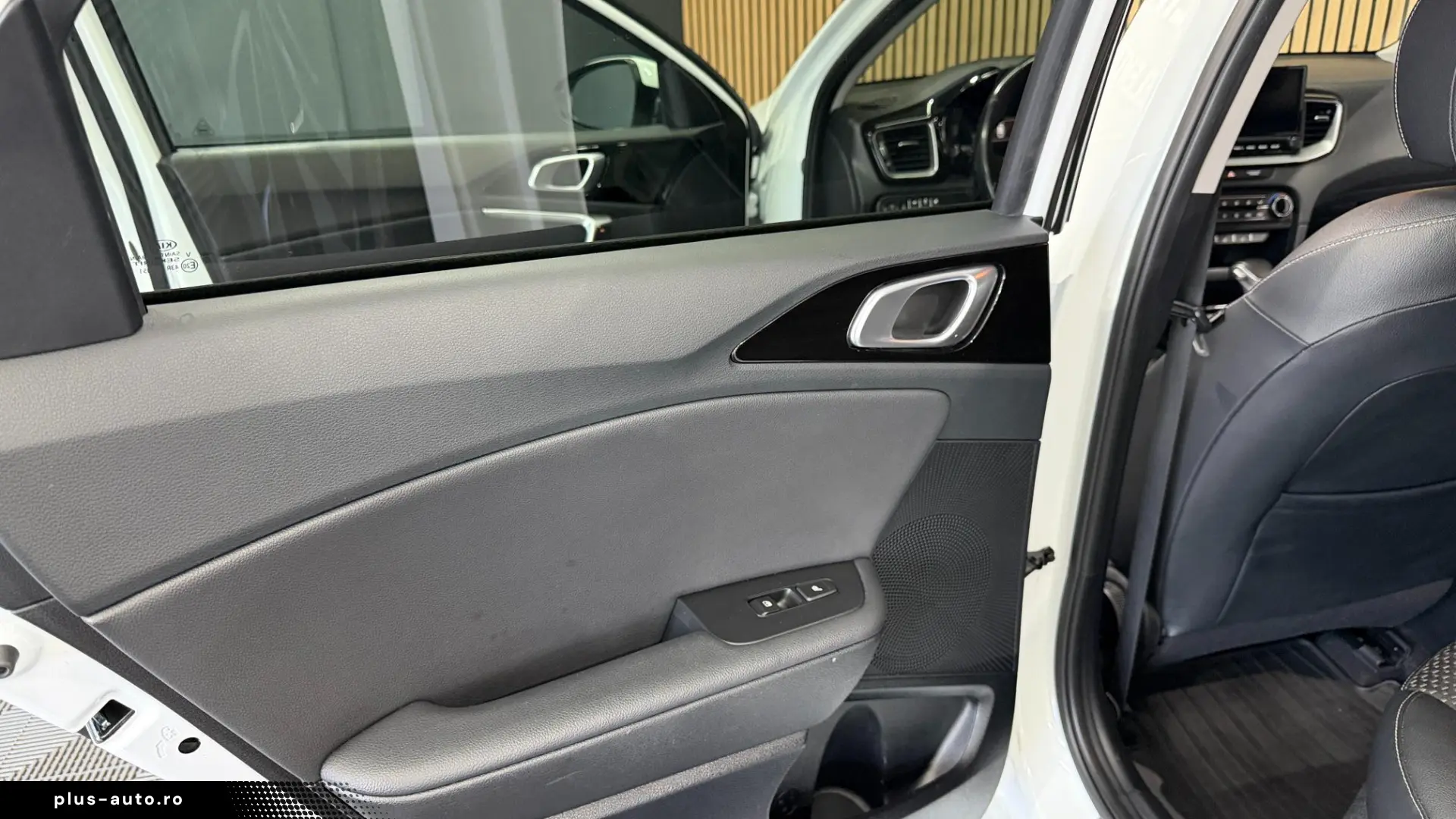 KIA CEED 1.6 PHEV