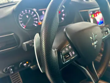 MASERATI Levante Modena S  Carbon NP 155.820 -Euro voll
