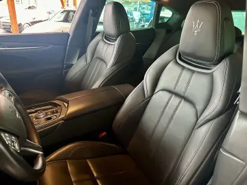MASERATI Levante Modena S  Carbon NP 155.820 -Euro voll
