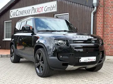 LAND ROVER Defender 3.0 D300 HSE 110 7-Sitze Stand Pano 22