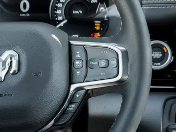 Dodge RAM 1500 LARAMIE E-TORQUE - V8 HEMI