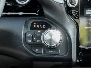 Dodge RAM 1500 LARAMIE E-TORQUE - V8 HEMI