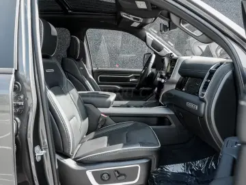 Dodge RAM 1500 LARAMIE E-TORQUE - V8 HEMI