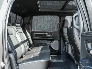Dodge RAM 1500 LARAMIE E-TORQUE - V8 HEMI