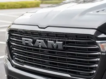Dodge RAM 1500 E-TORQUE LARAMIE - V8 HEMI