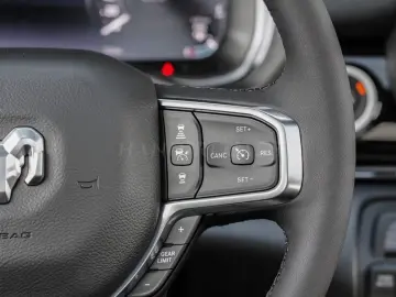 Dodge RAM 1500 E-TORQUE LARAMIE - V8 HEMI