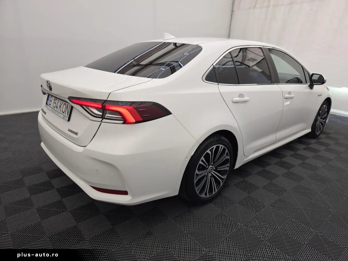 Toyota Corolla 1.8 Hybrid Exclusive HSD E-CVT