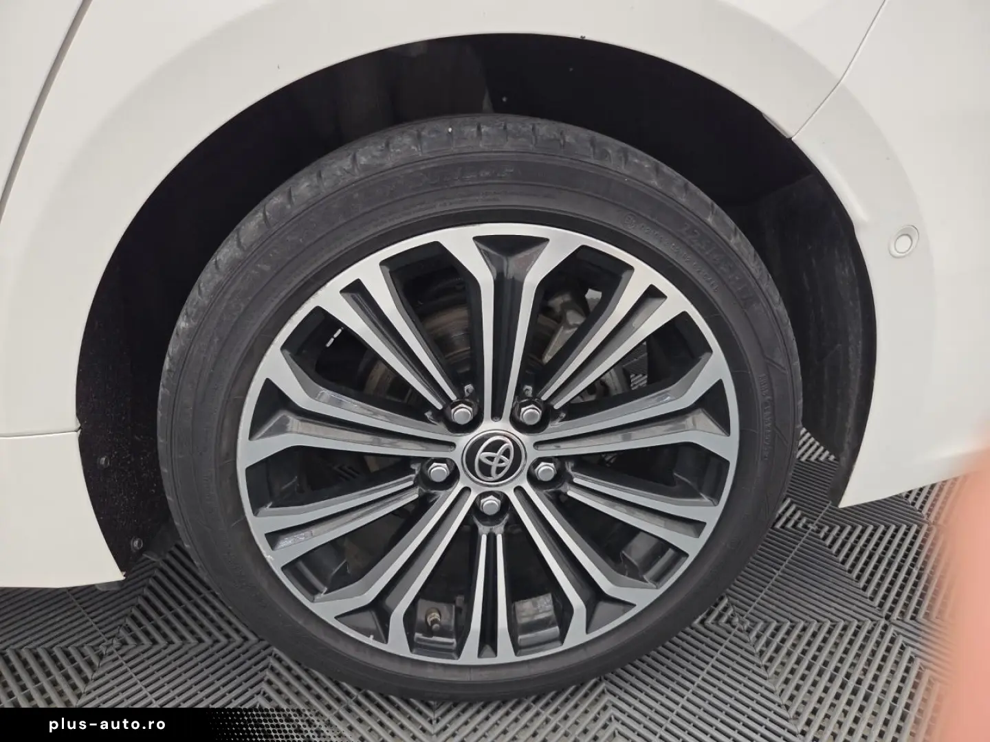 Toyota Corolla 1.8 Hybrid Exclusive HSD E-CVT