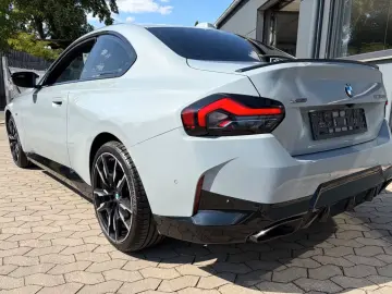 %%% BMW M240i xDrive Coupé